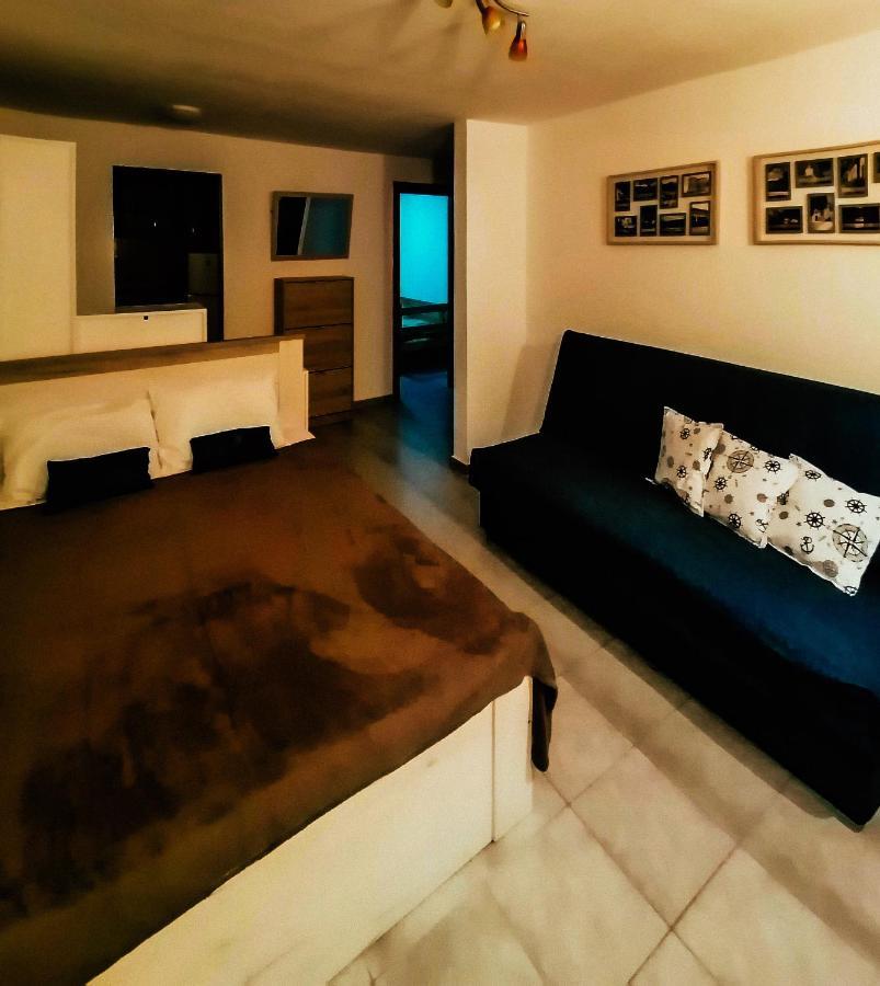 Apartments Siesta Tivat Buitenkant foto